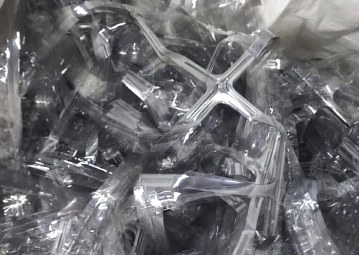 Aparas de pl&aacute;stico PET1